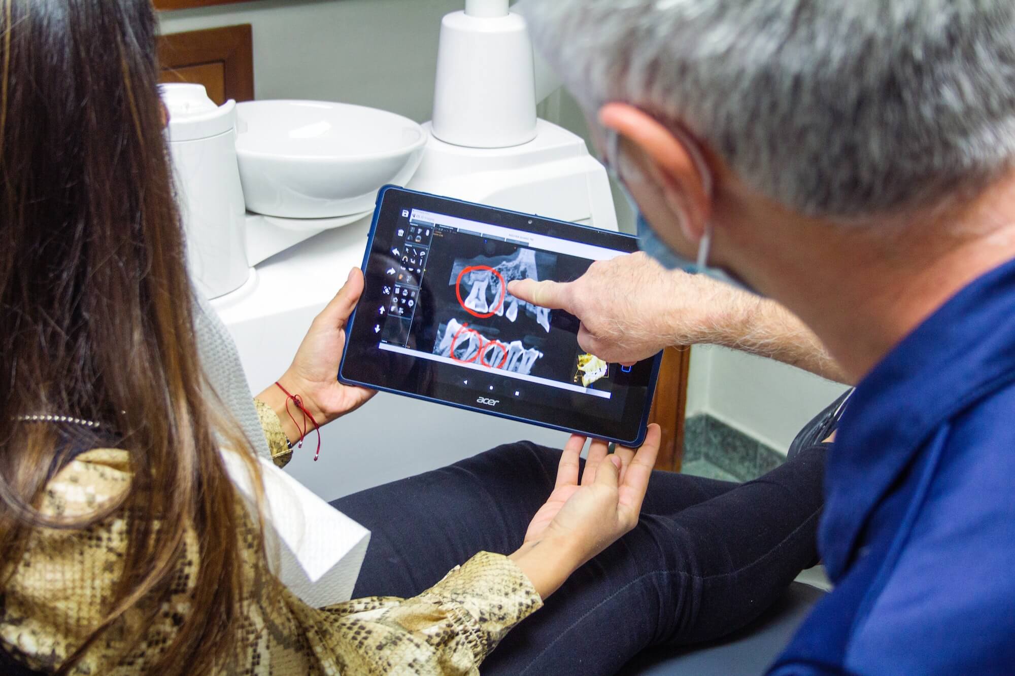 Dentist in Kansas City showing Dental implant